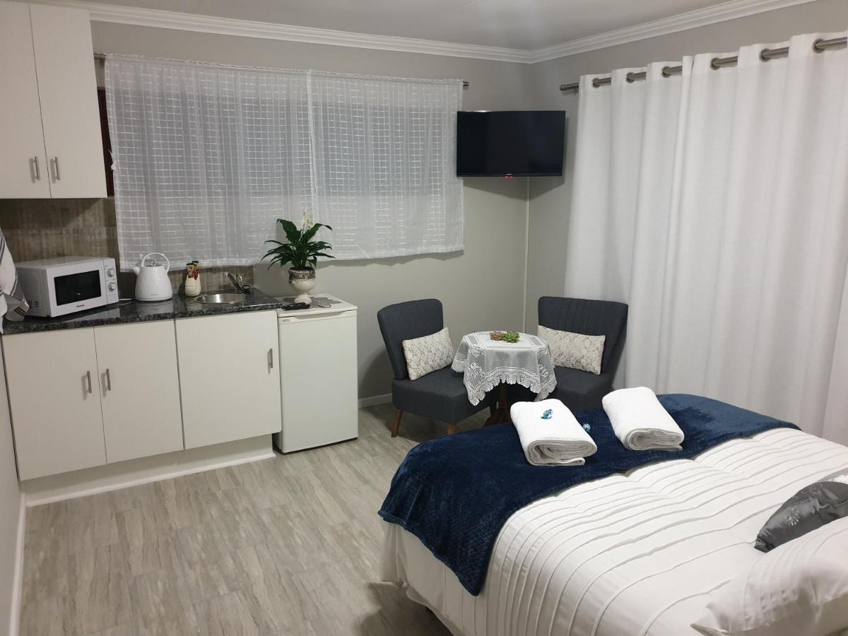 Ocean Breeze Apartment Mossel Bay Exterior foto